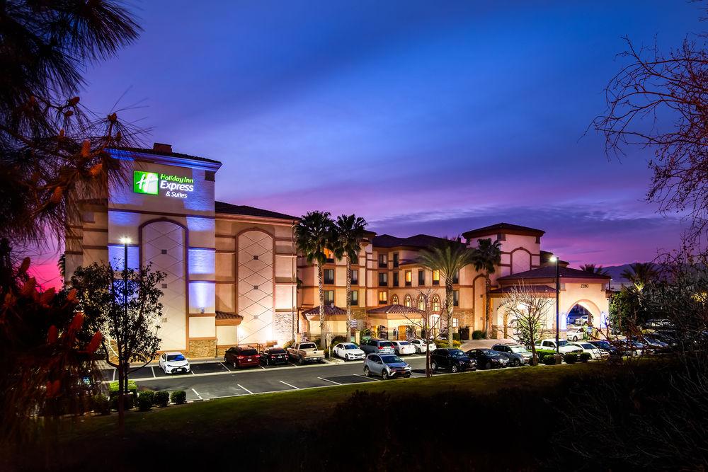Holiday Inn Express Ontario By Ihg Creekside Exterior foto