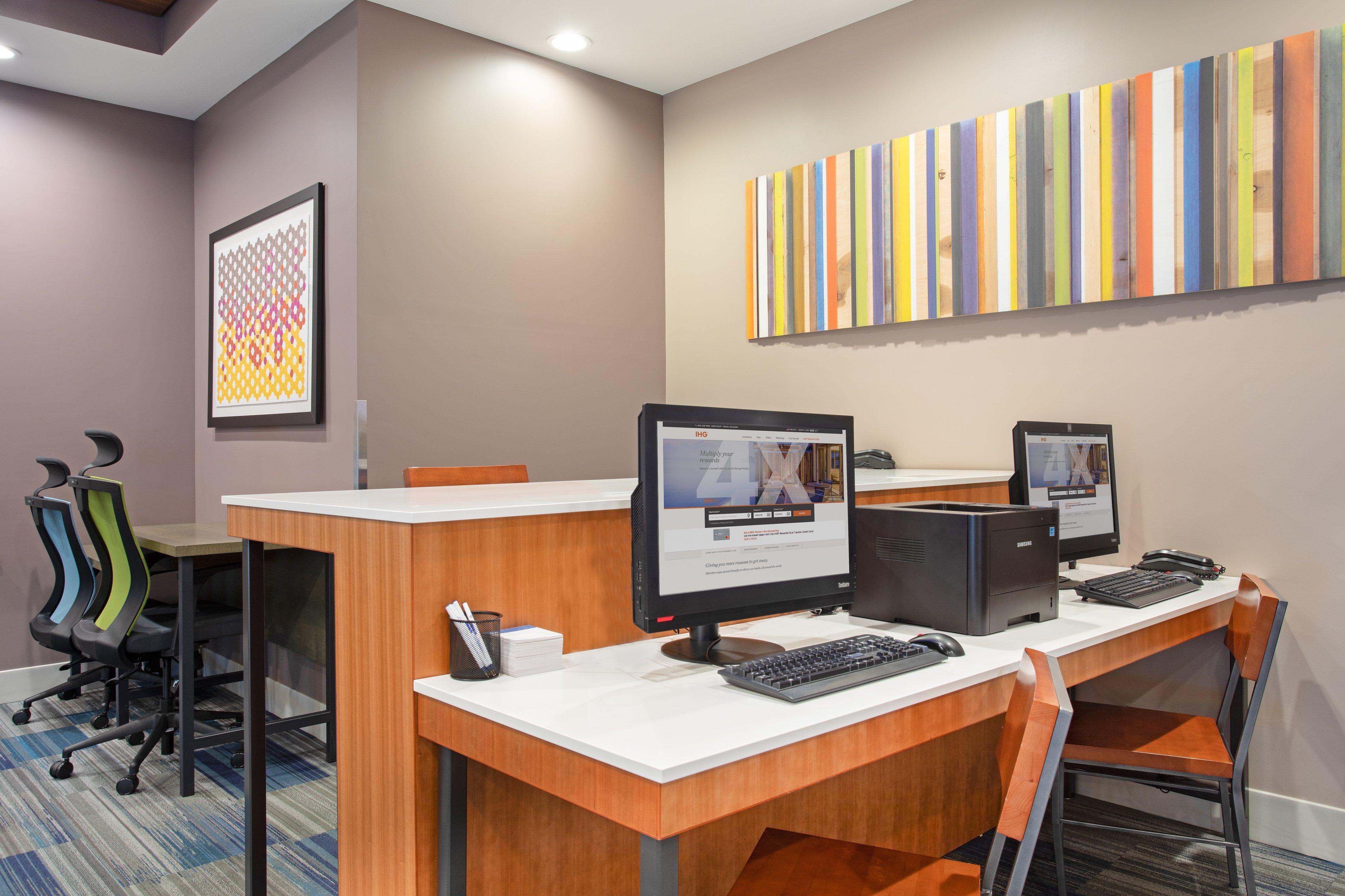 Holiday Inn Express Ontario By Ihg Creekside Exterior foto