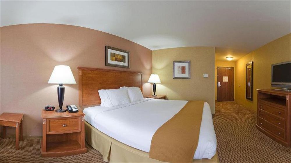 Holiday Inn Express Ontario By Ihg Creekside Exterior foto