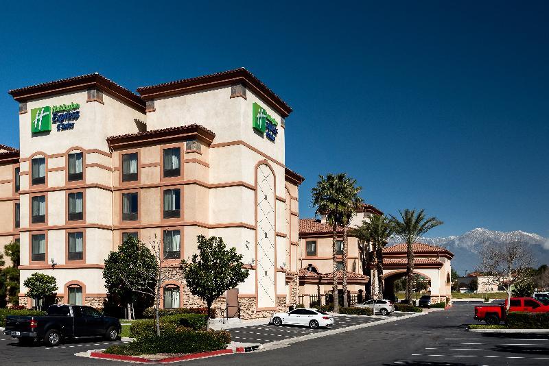 Holiday Inn Express Ontario By Ihg Creekside Exterior foto